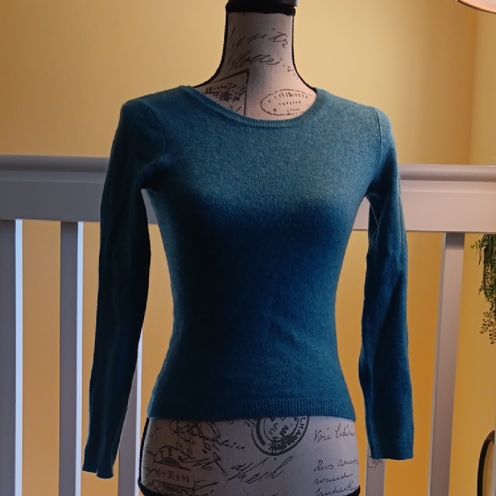 Ellen Tracy Teal 100% Cashmere Sweater